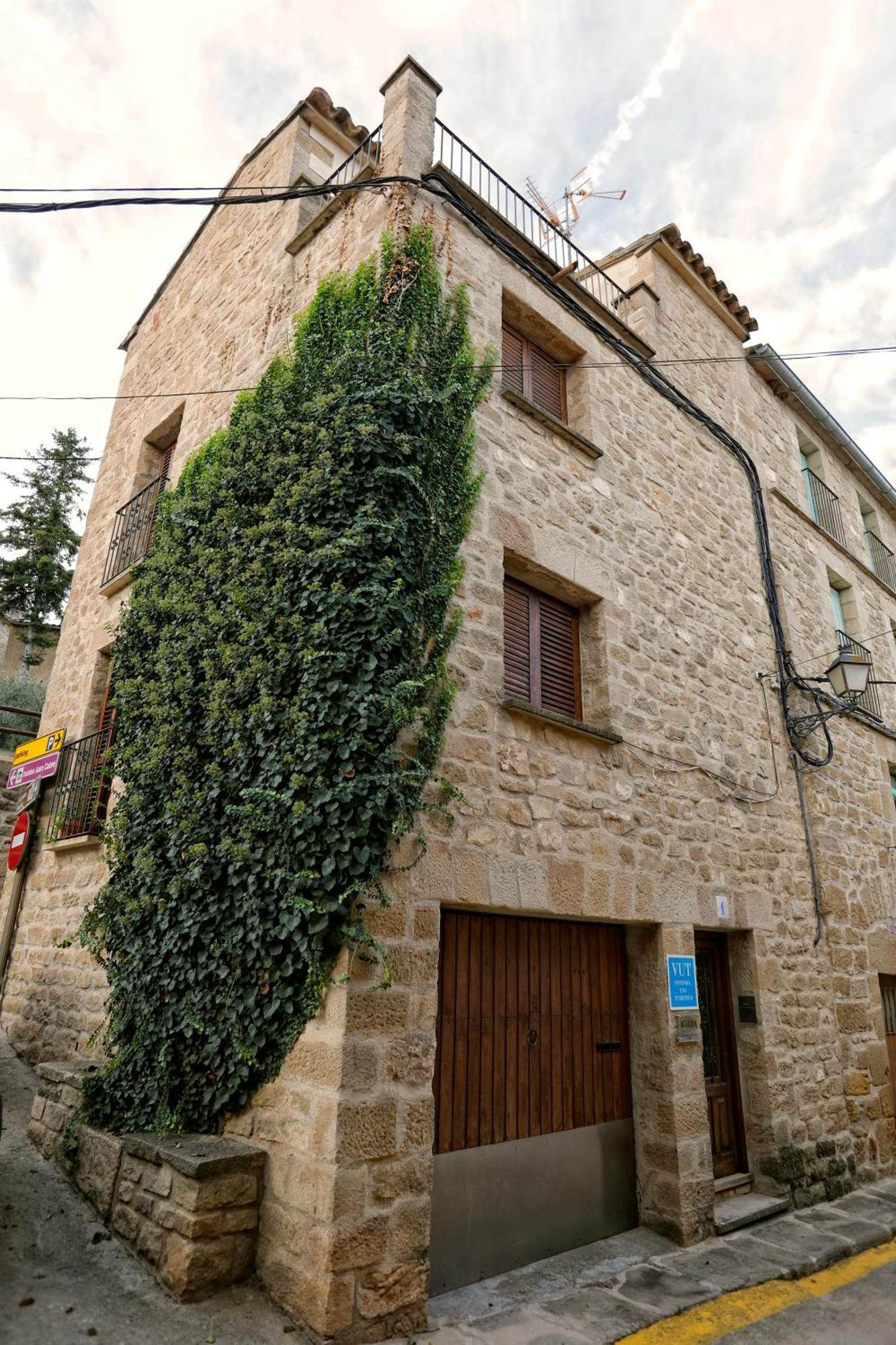 Casa De La Neveria Calaceite Luaran gambar
